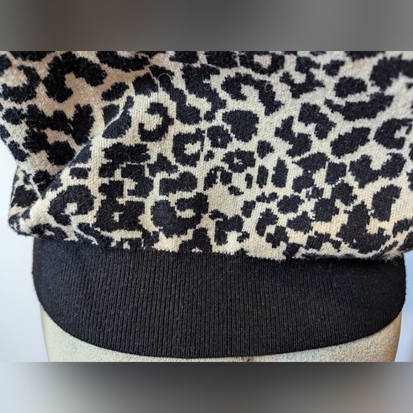 Molly Braken leopard print crew neck sweater size XS/S - Picture 7 of 15